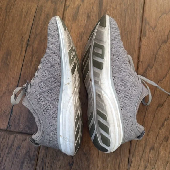 APL TechLoom Phantom Knit Sneakers (no insoles) - Picture 5 of 9